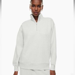 Tna Aritzia Cozy Fleece Mega 1/4 Zip Sweashirt in Grey